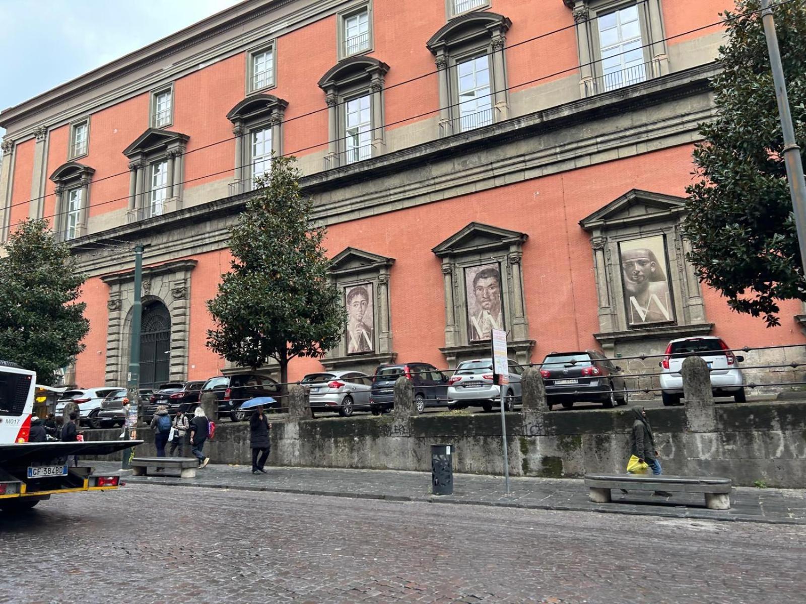 B&B House Napoli Cavour Exterior photo